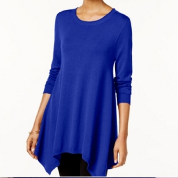 Handkerchief hem sweater - Picture 5 of 5